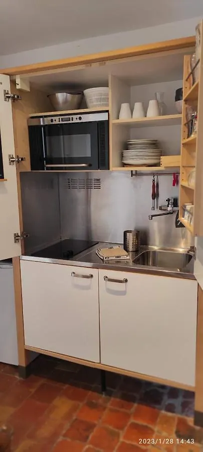 Appartement Chateau Barbebelle Rognes France